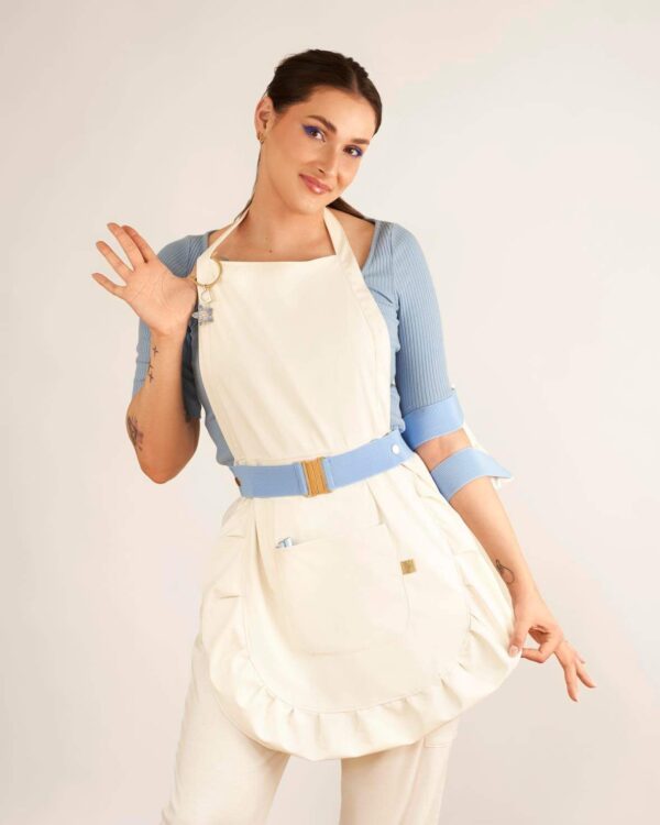 Madmuazel Cream by Claudia Mastek